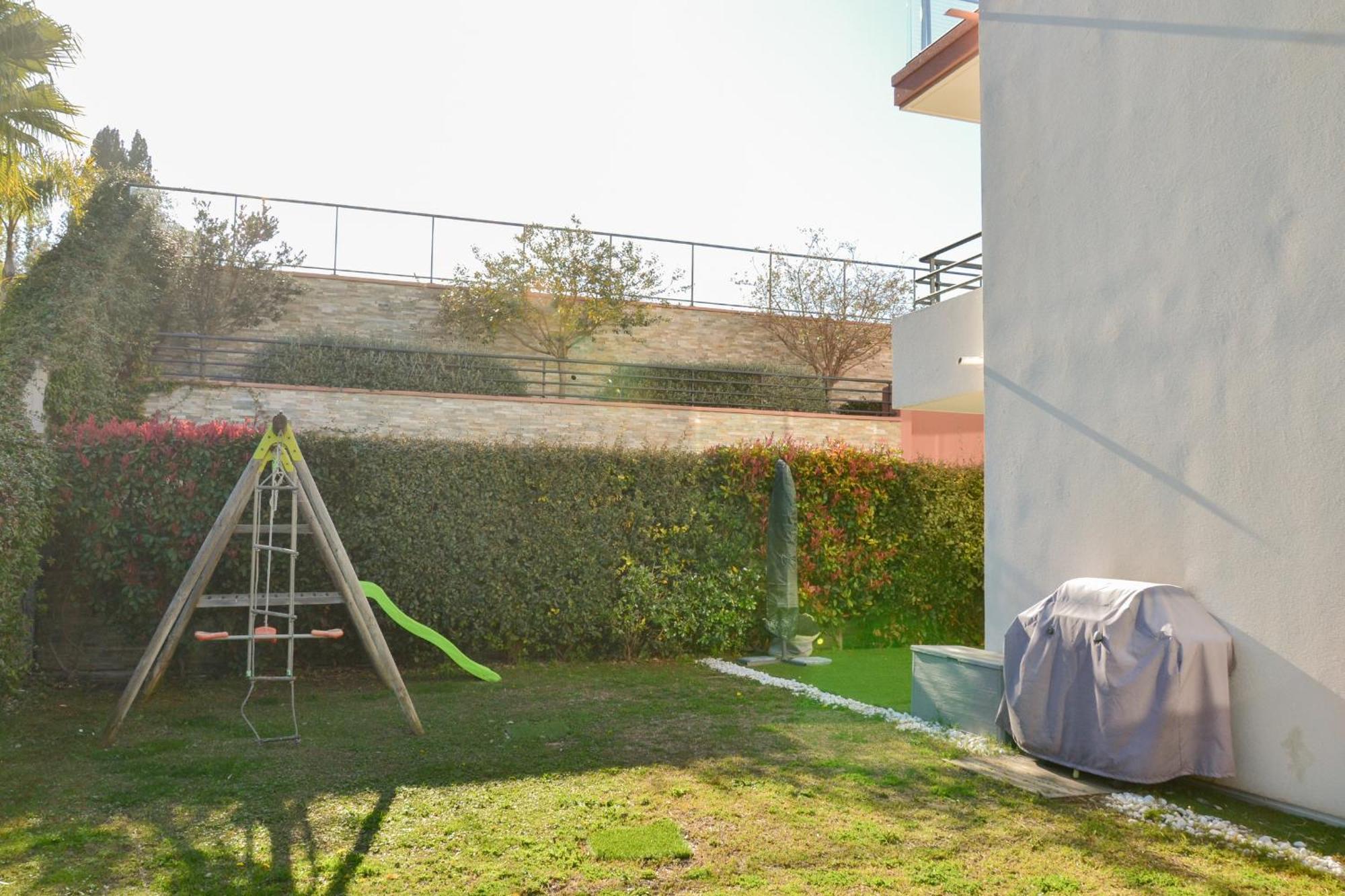 Superbe 3 Pieces Jardin Piscine Apartment *
