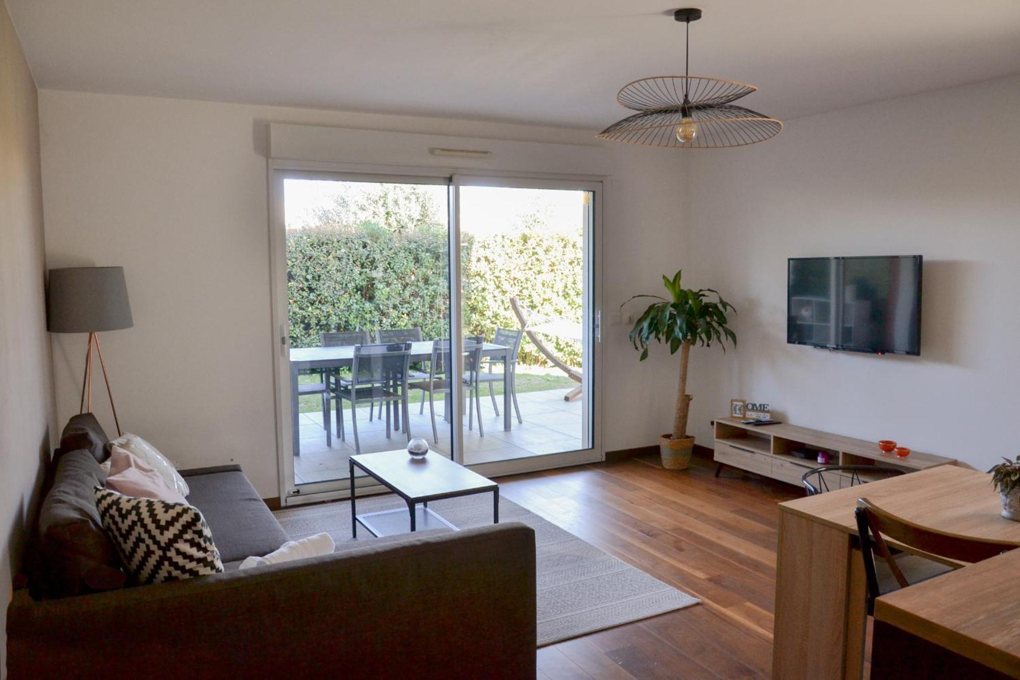 Apartment Superbe 3 Pieces Jardin Piscine Nice