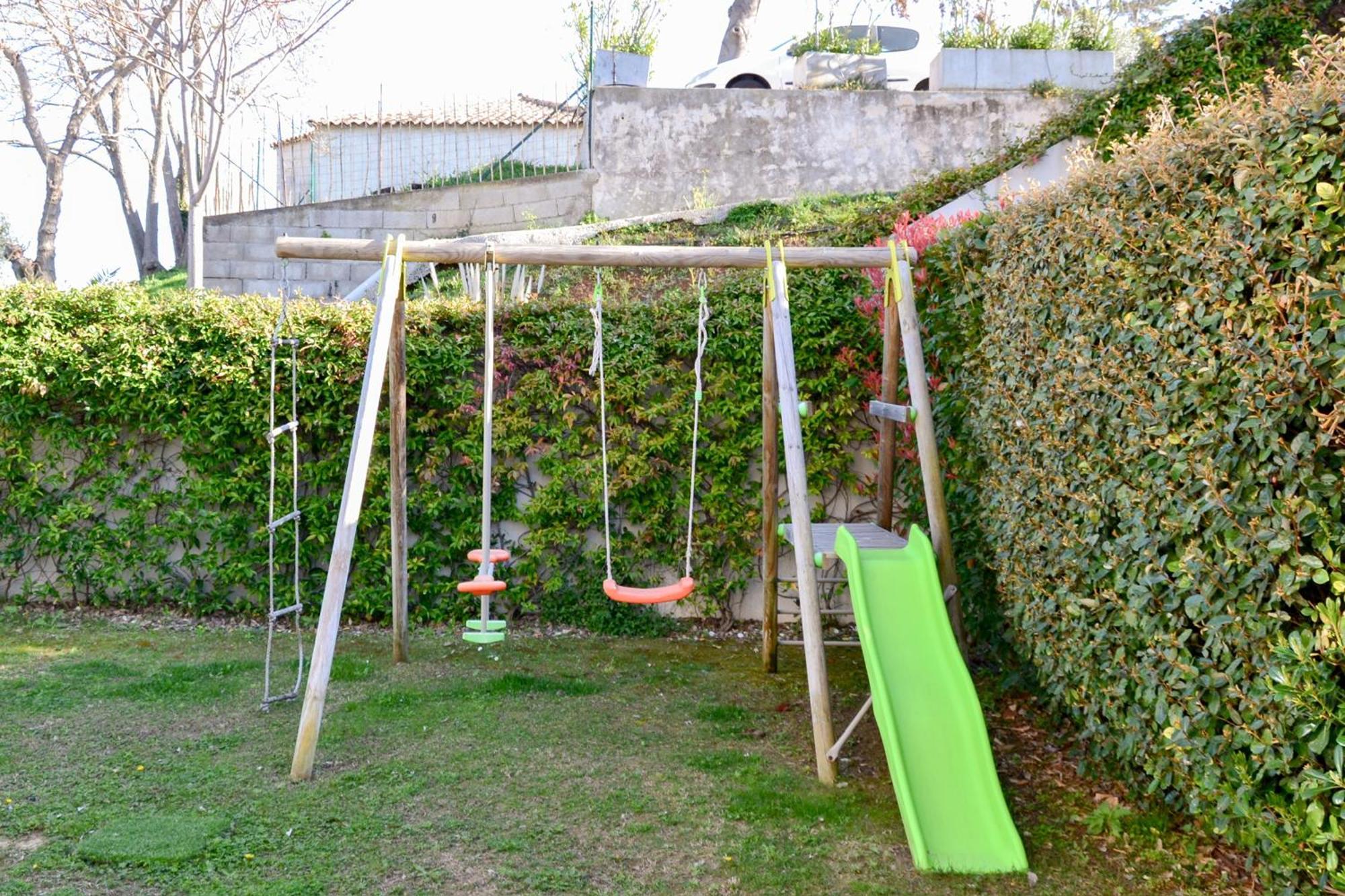 Superbe 3 Pieces Jardin Piscine Apartment